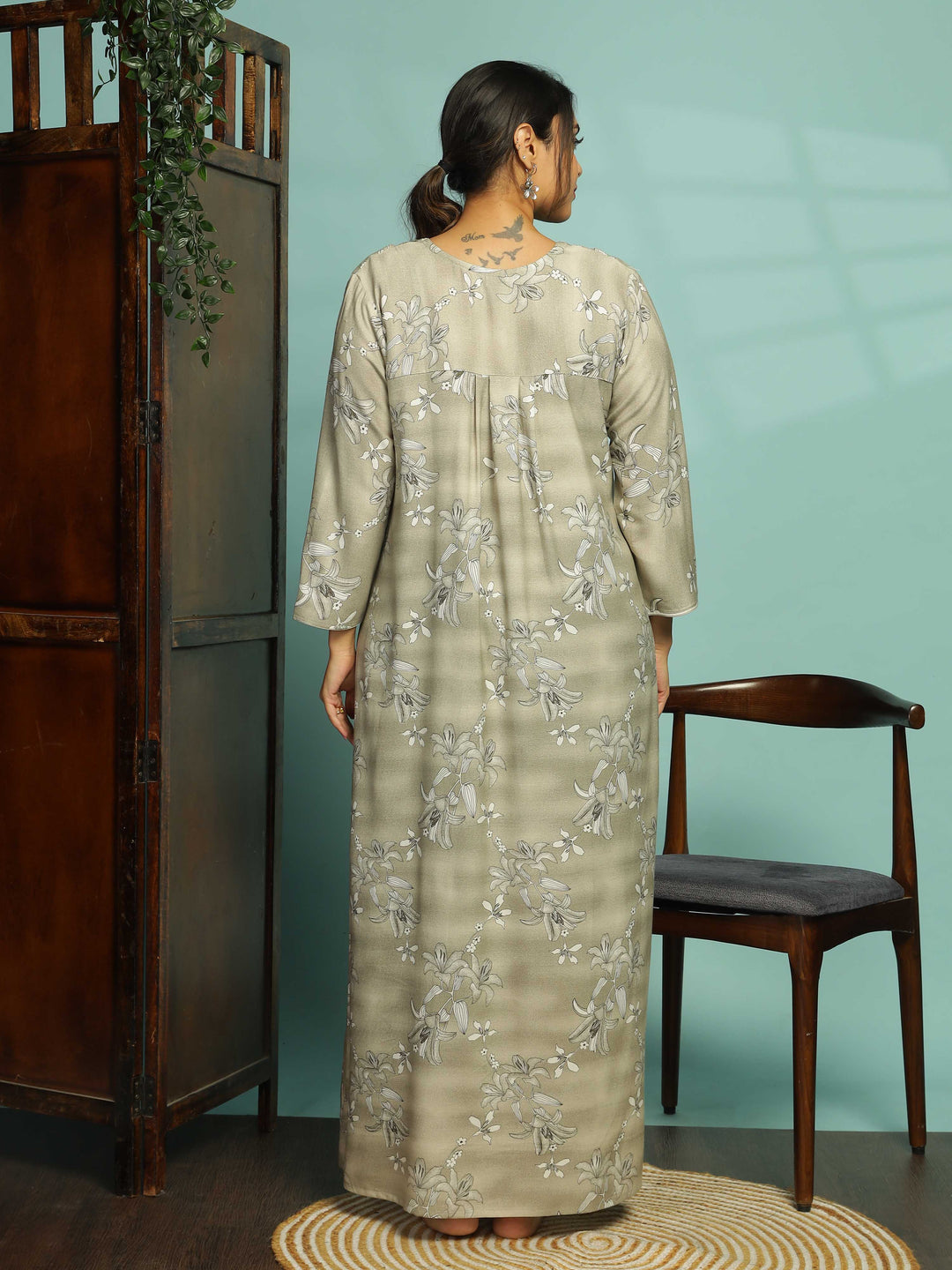 Graceful Light Grey Long Nighty With Breathable Fabric for All Seasons