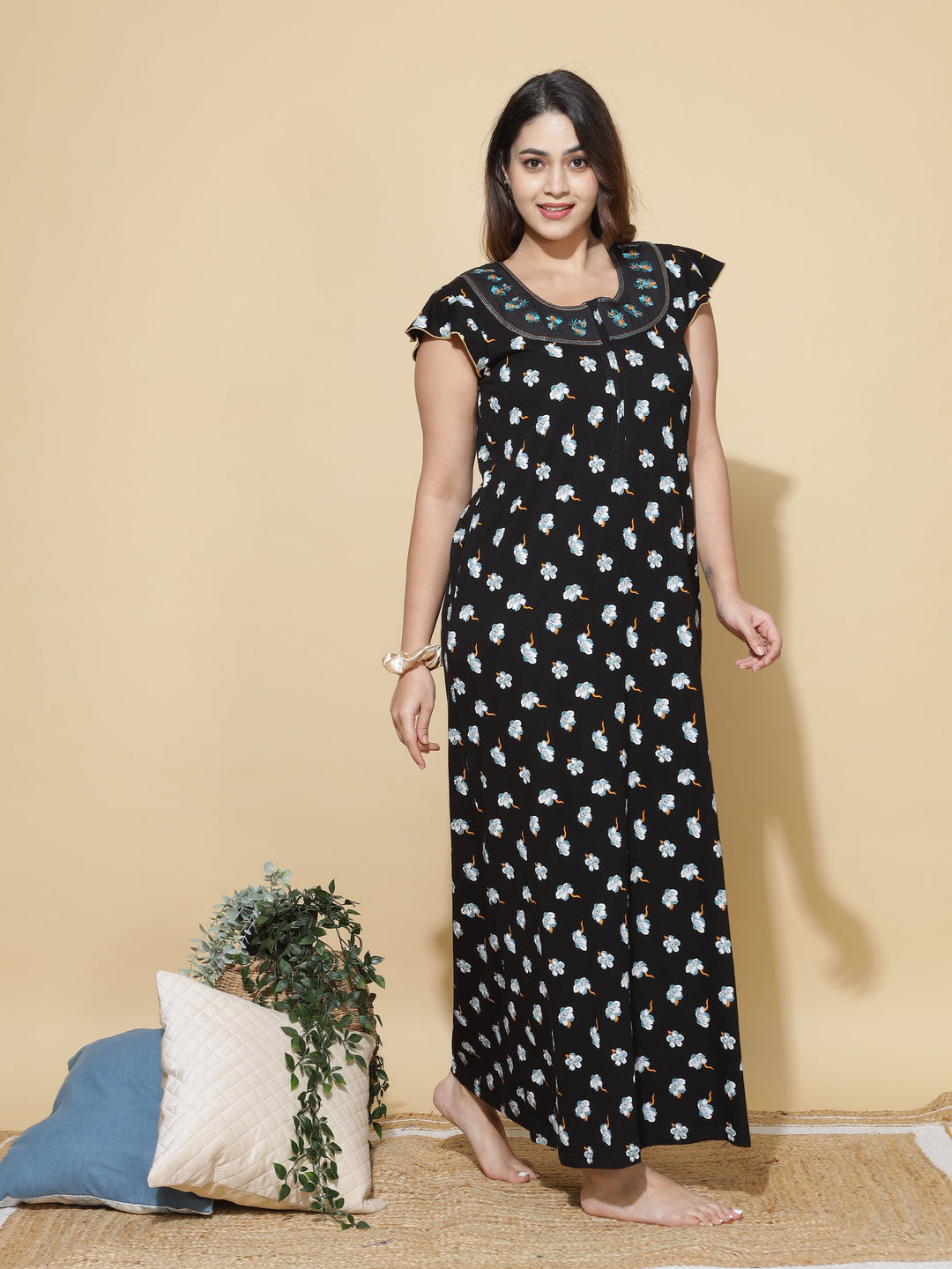 Nightynight -  Price = Rs.400.00 Black and
